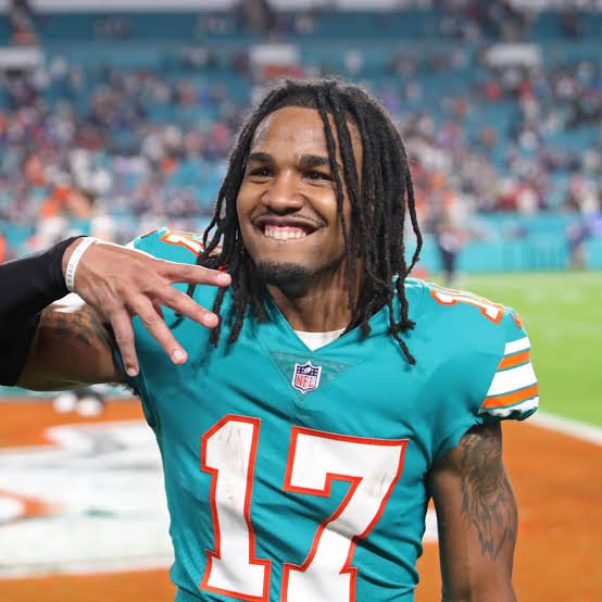 Jaylen Waddle joins Broncos — Biography, Family & Net Worth - Public Image & Legacy