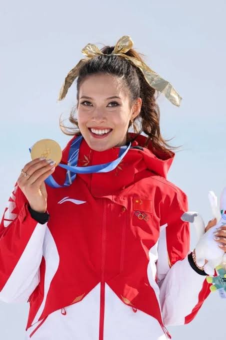 Eileen Gu Net Worth 2026: Olympic Career and Endorsements - Personal Life